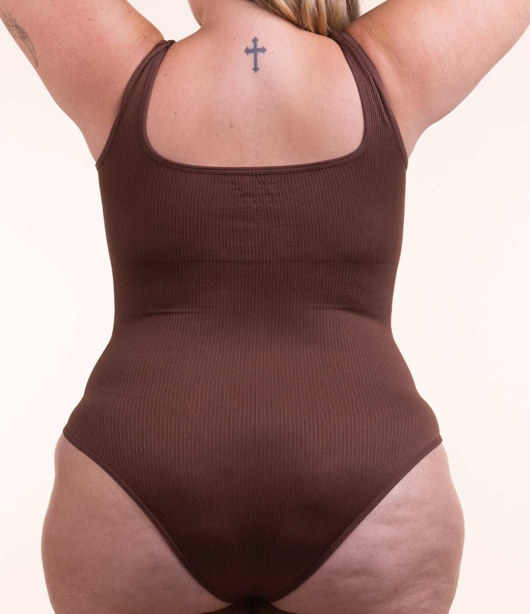 Body Shaper™ - Body modelador canelado com abertura higiênica