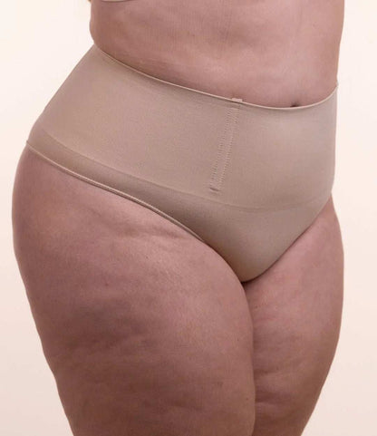 Calcinha Modeladora Não Enrola – SlimCurve™